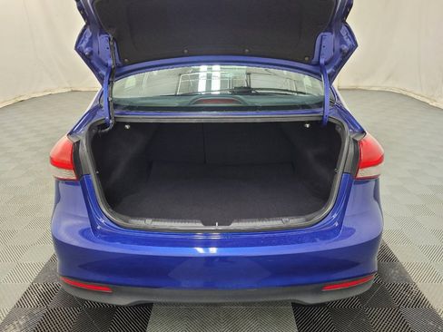 Used 2017 Kia Forte LX FWD image 29