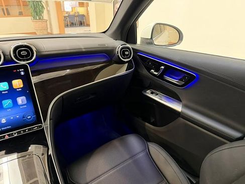 Certified 2025 Mercedes-Benz GLC 300 image 11