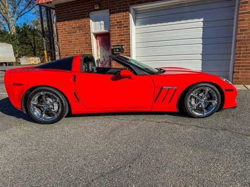 Used 2011 Chevrolet Corvette Grand Sport w/ Preferred Equipment Group image 38