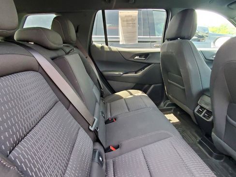 Used 2025 Chevrolet Equinox LT FWD image 6