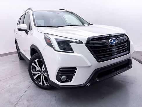 Used 2023 Subaru Forester Limited w/ Popular Package #2 AWD/4WD image 3
