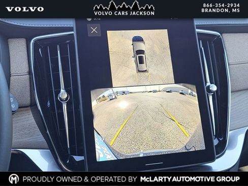 New 2026 Volvo XC90 B6 Plus w/ Protection Package Premier image 11