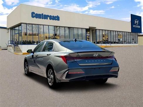 New 2026 Hyundai Elantra SEL Sport Premium FWD image 5