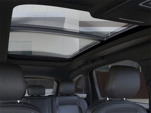 New 2024 Lincoln Nautilus Premier w/ Equipment Group 102A image 25