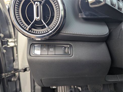 New 2026 Chevrolet Equinox LT w/ Convenience Package II image 13