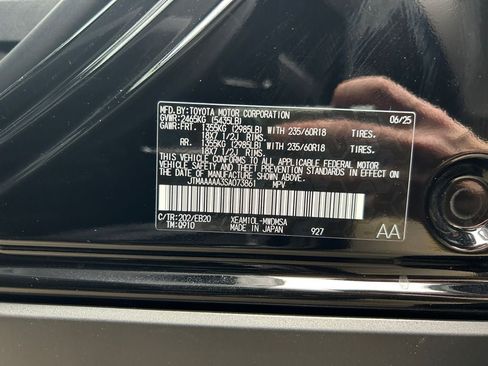 Used 2025 Toyota bZ4X FWD image 36