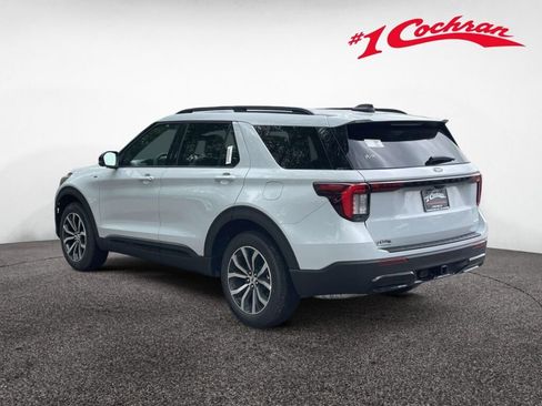 New 2026 Ford Explorer ST-Line AWD/4WD image 9