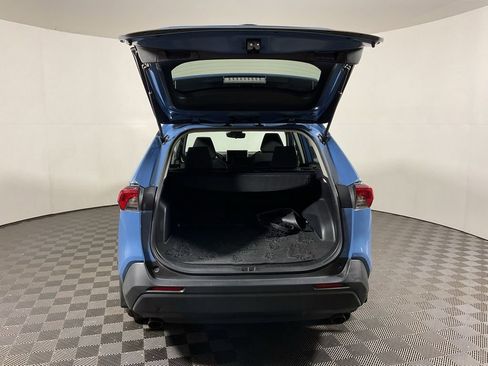 Used 2023 Toyota RAV4 AWD Hybrid image 15