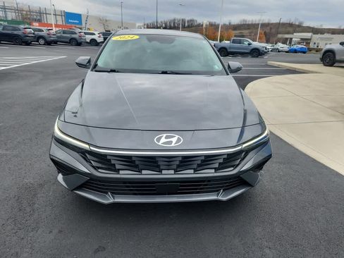 Used 2024 Hyundai Elantra SEL w/ Convenience Package image 7