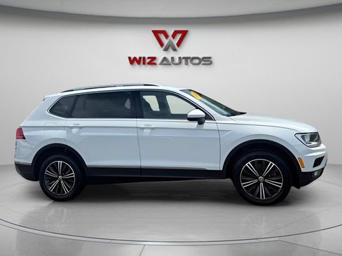 Used 2018 Volkswagen Tiguan SEL AWD/4WD image 6
