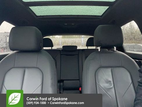 Used 2023 Audi Q3 2.0T Premium image 34