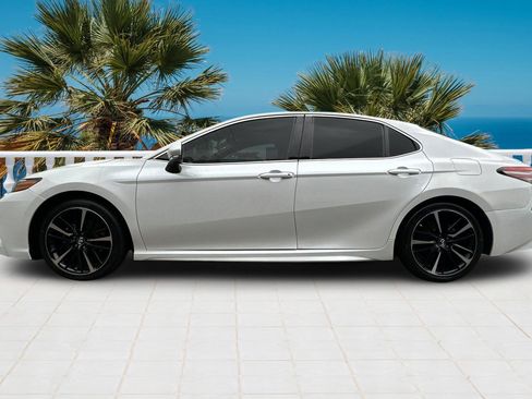 Used 2019 Toyota Camry XSE w/ Navigation Package image 7