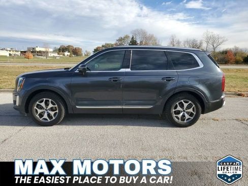 Used 2022 Kia Telluride EX w/ Towing Package image 13