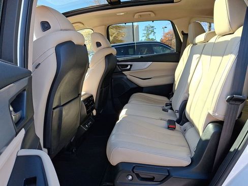 Used 2023 Acura MDX Technology image 11