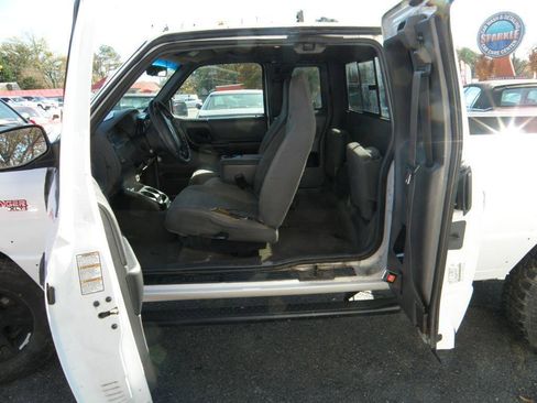 Used 2002 Ford Ranger XLT image 8