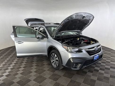 Used 2022 Subaru Outback Premium AWD/4WD image 15