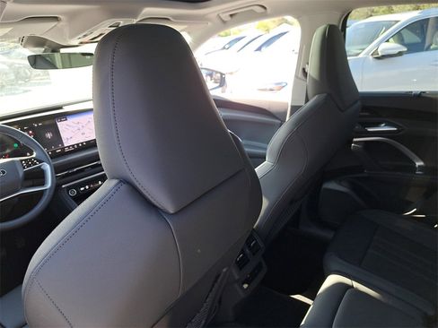 New 2025 Audi Q5 2.0T Premium Plus image 26