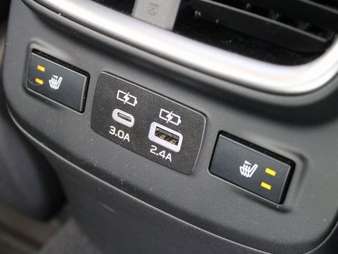 Used 2025 Subaru Legacy Limited image 31