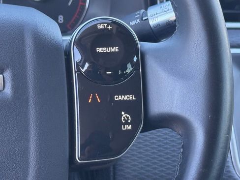 Used 2020 Land Rover Range Rover Evoque S image 23