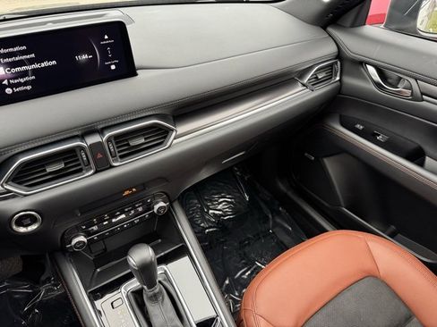 Certified 2024 MAZDA CX-5 Carbon Edition image 26