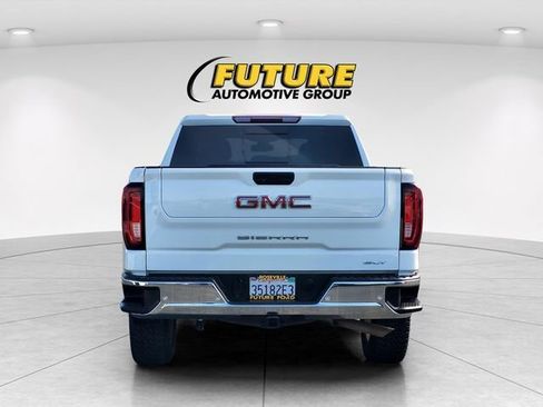 Used 2021 GMC Sierra 1500 SLT w/ SLT Premium Plus Package AWD/4WD image 6