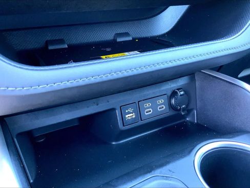 Used 2023 Toyota Highlander XSE FWD image 35