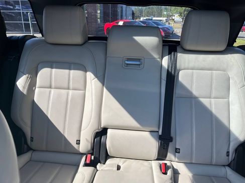 Used 2019 Land Rover Range Rover Sport HSE AWD/4WD image 6