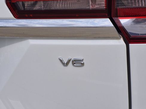 Used 2020 Volkswagen Atlas SEL FWD image 10
