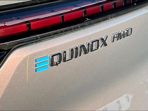 New 2026 Chevrolet Equinox EV LT w/ LPO, All-Weather Mat Package AWD/4WD image 11
