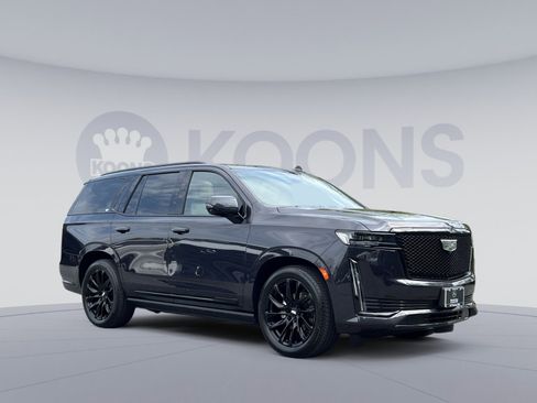 Used 2024 Cadillac Escalade Sport w/ LPO, ONYX Package AWD/4WD image 2