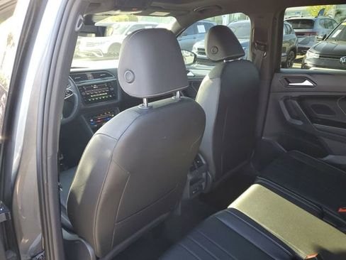 Certified 2023 Volkswagen Tiguan SE R-Line FWD image 7