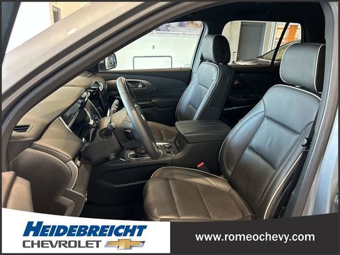 Certified 2023 Chevrolet Traverse Premier image 14