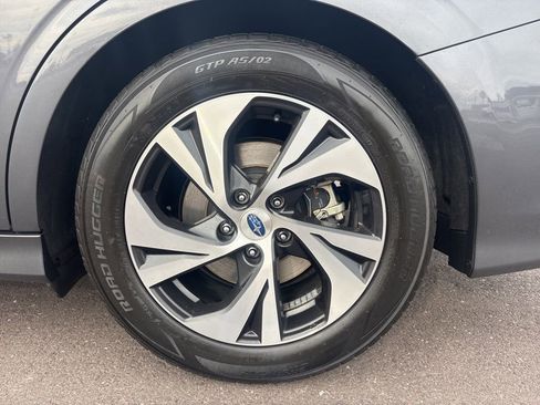Used 2022 Subaru Legacy Premium AWD/4WD image 34