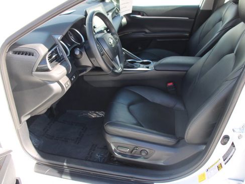 Certified 2023 Toyota Camry XLE w/ Navigation Package image 11