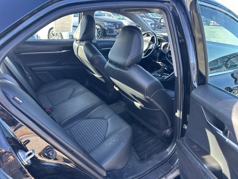 Used 2022 Toyota Camry SE image 15