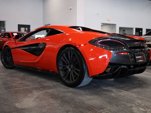 Used 2017 McLaren 570S Coupe image 4