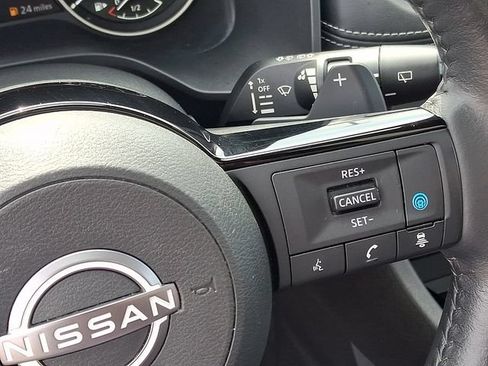 Used 2023 Nissan Rogue SV w/ SV Premium B Package AWD/4WD image 22