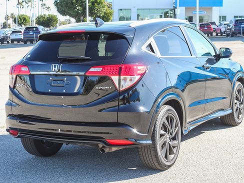 Used 2022 Honda HR-V Sport image 9