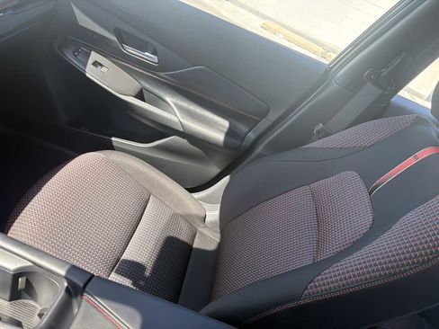 Used 2026 Nissan Sentra SR w/ Floor Mat Package FWD image 31