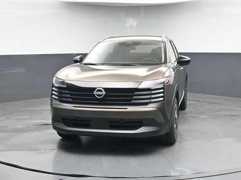 New 2026 Nissan Kicks SV image 7