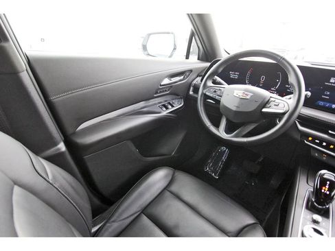 Used 2024 Cadillac XT4 Premium Luxury w/ Active Safety Package image 8