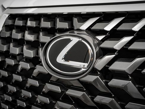 Certified 2023 Lexus GX 460 Premium image 3