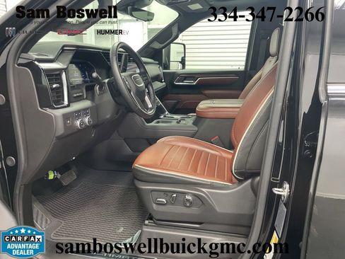 Used 2024 GMC Sierra 3500 Denali Ultimate AWD/4WD image 7