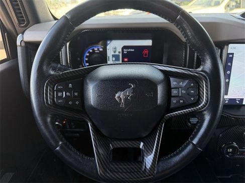 Used 2021 Ford Bronco Wildtrak image 14