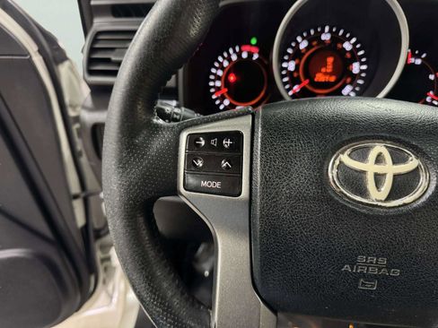 Used 2010 Toyota 4Runner Limited RWD image 27
