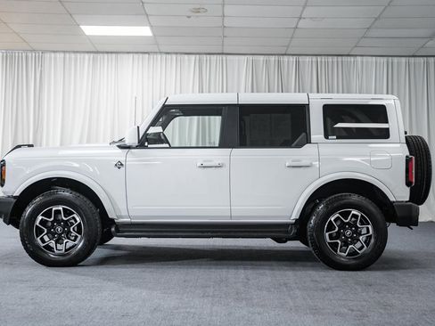 Used 2025 Ford Bronco Outer Banks image 5