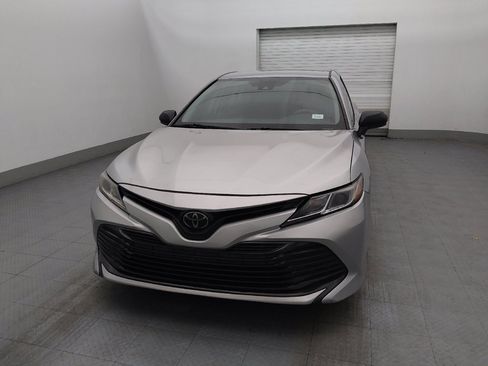 Used 2020 Toyota Camry LE image 15