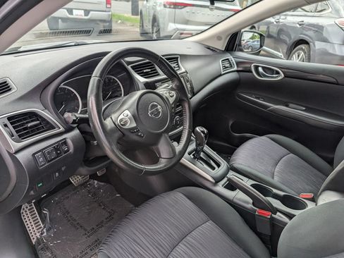 Used 2019 Nissan Sentra SV FWD image 12