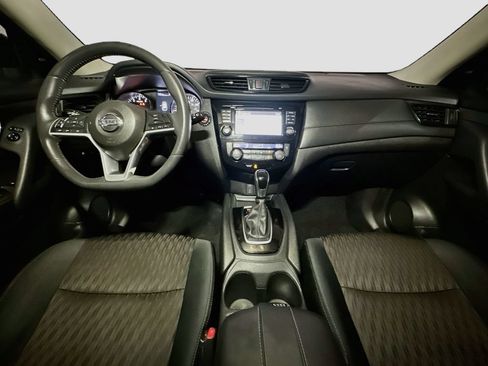 Used 2017 Nissan Rogue SV AWD/4WD image 9