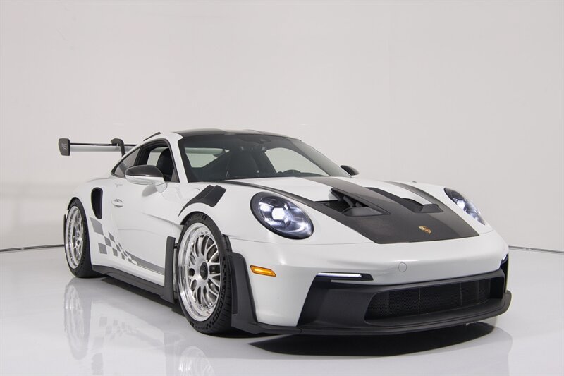 Used 2024 Porsche 911 GT3 RS RWD image 2
